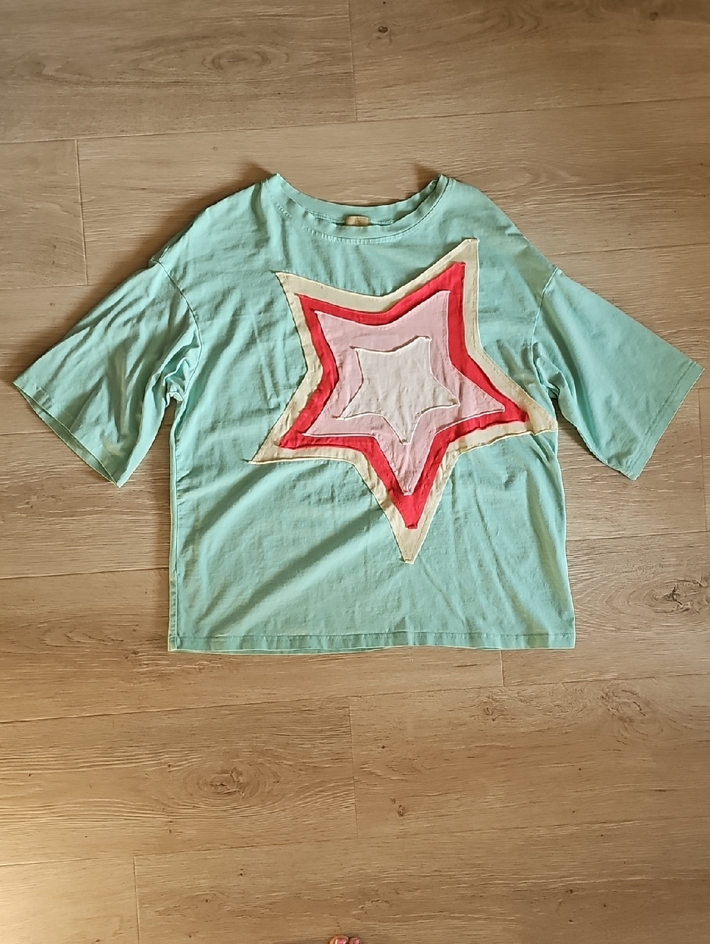 Ash & Opal Boutique Mint Green Short Sleeve Tee with Star Graphic